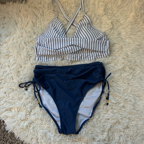 Blooming Jelly Other - Striped Bikini Set